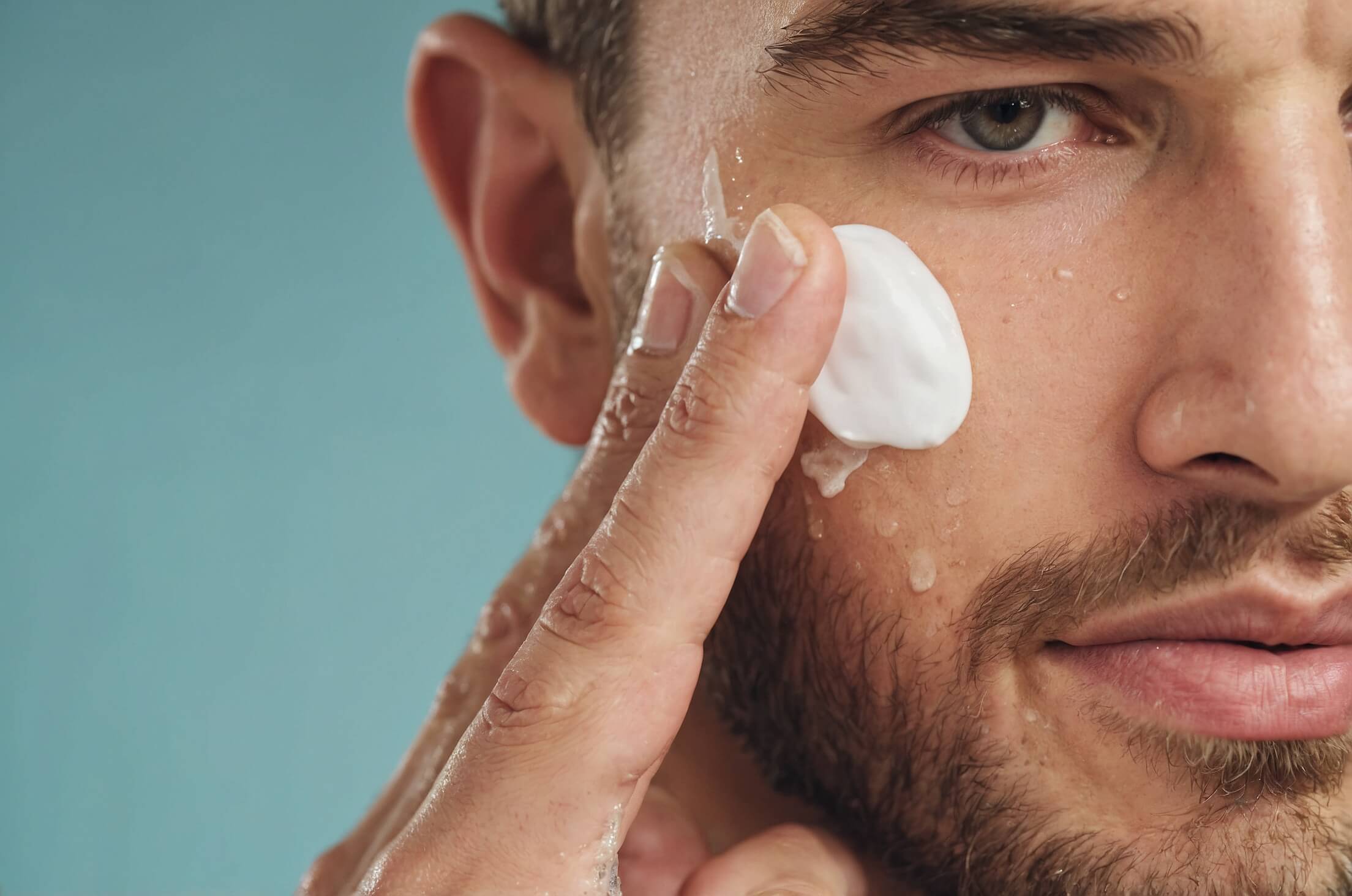 cosmetic_ad_featuring_a_ruggedly_handsome for genicx(1)